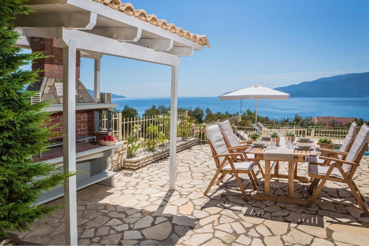 Villa Irida Agia Efimia Bagian luar foto