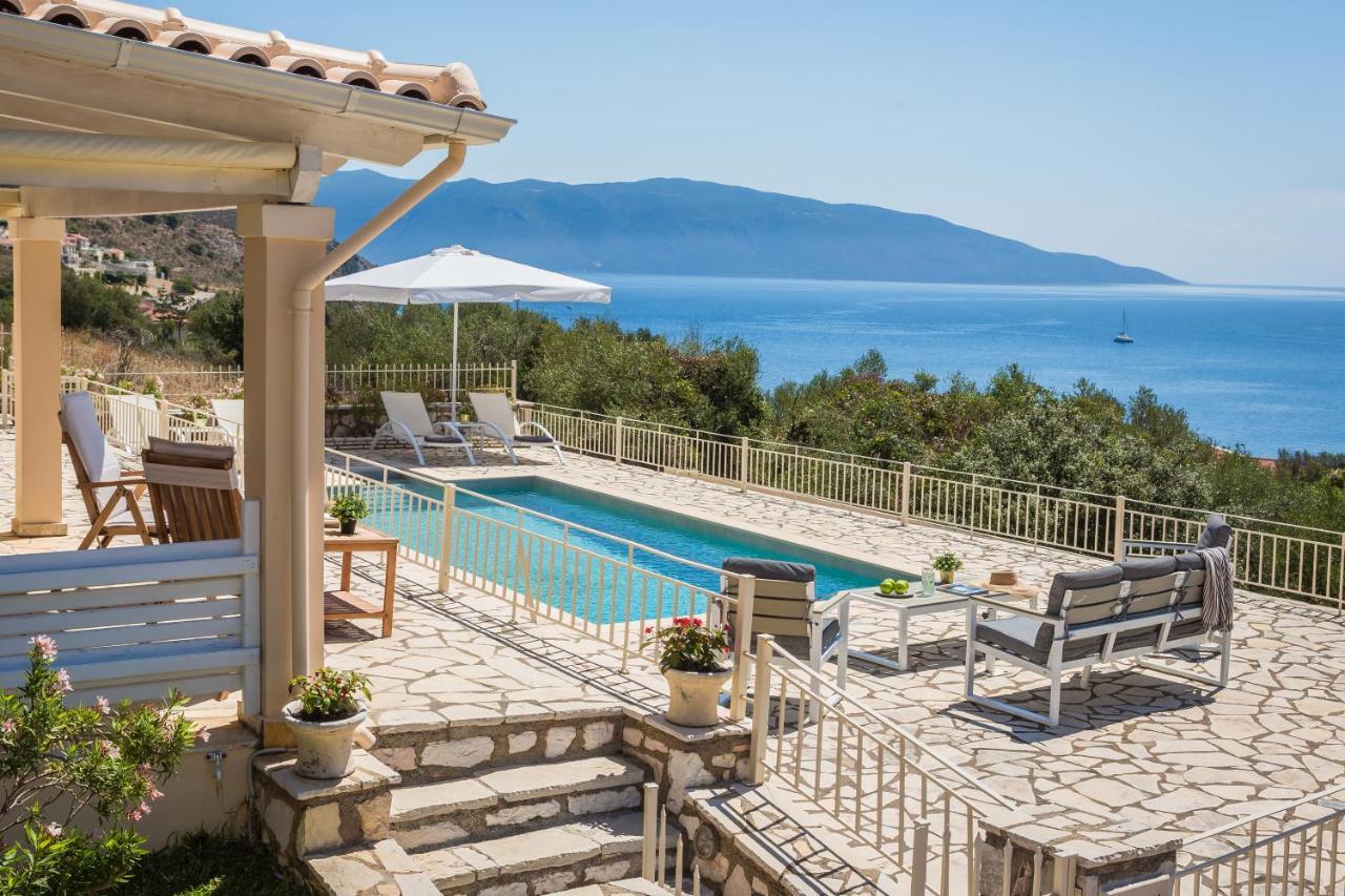 Villa Irida Agia Efimia Bagian luar foto
