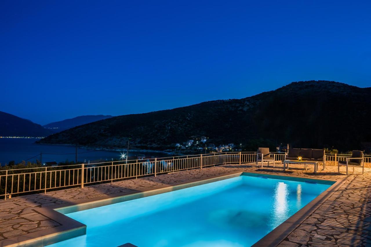 Villa Irida Agia Efimia Bagian luar foto