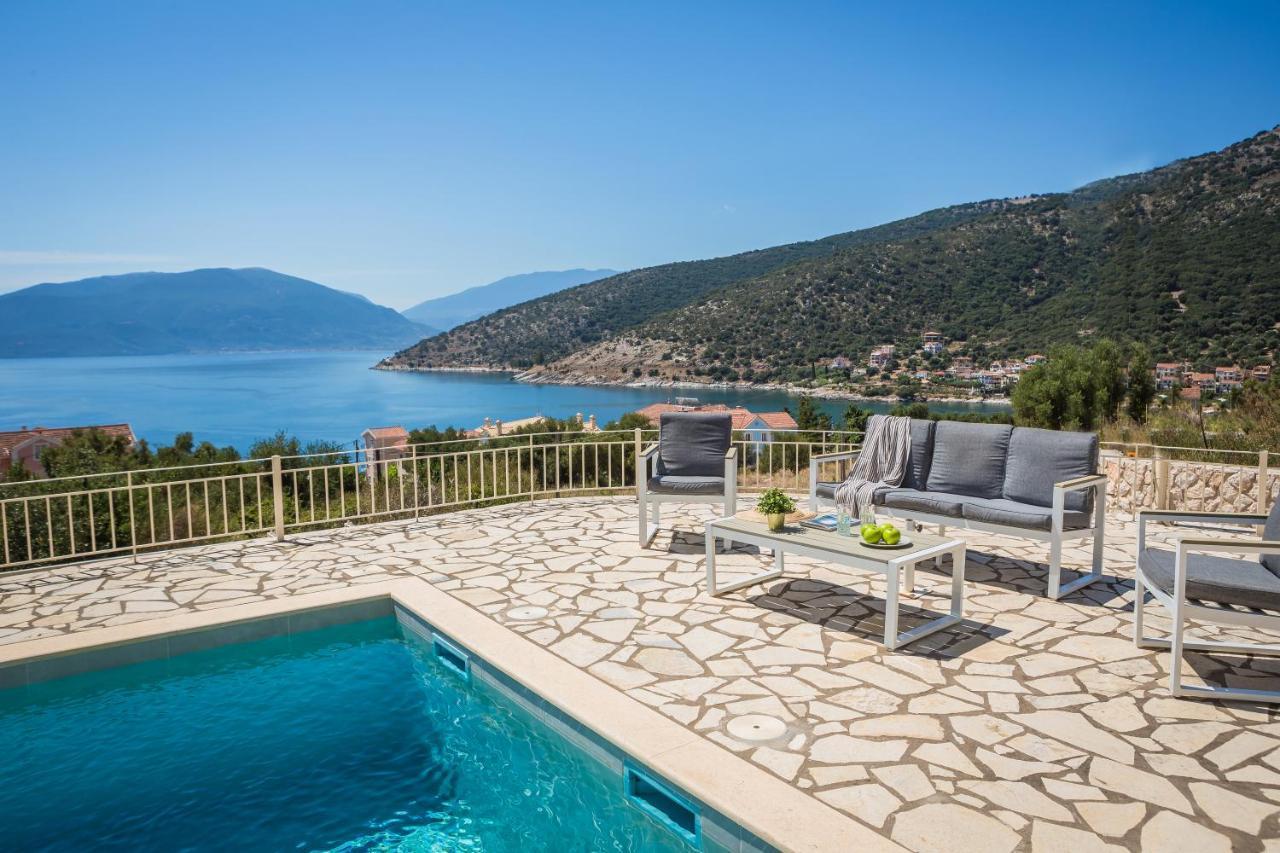 Villa Irida Agia Efimia Bagian luar foto